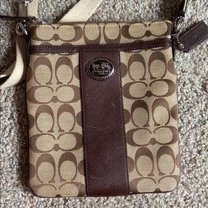COACH CROSS BODY BAG